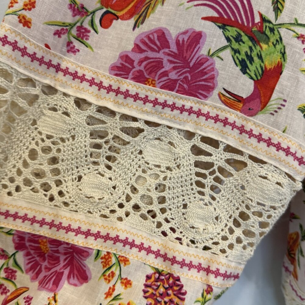 NWT Rachel Zoe Ivory Linen Blend Floral Bird Peasant Top Boho Crochet Sleeves - Picture 7 of 11